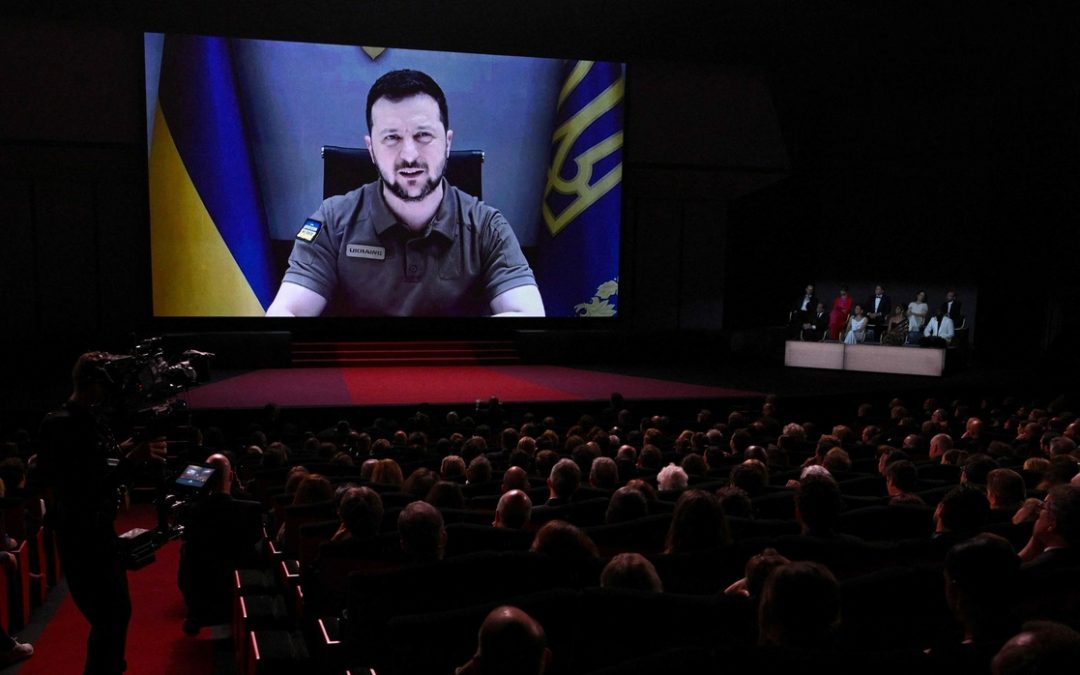 Volodymyr Zelensky intervino por videoconferencia en el Cine de Cannes 2022