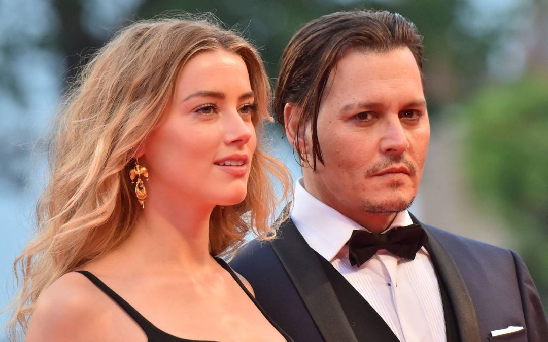 Amber Heard dice que sigue amando a Johnny Depp