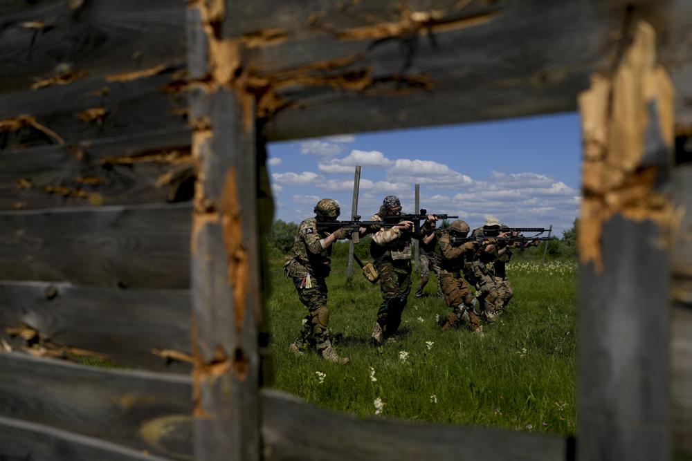 Rusia dice controlar el 97% de Lugansk